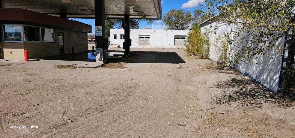 More Photos Of 610 W Highway 66, Milan Service Station For Lease