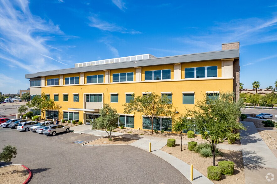 More Photos Of 555 N 18th St, Phoenix Medical For Lease