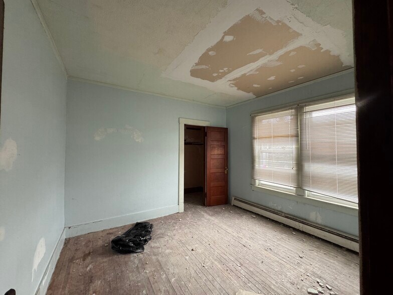 More Photos Of 64 Union St, Vernon Apartments For Sale