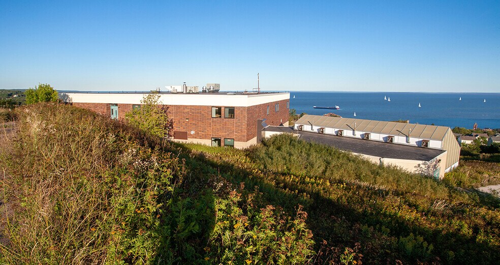 More Photos Of 802 E Central Entrance, Duluth Schools For Lease