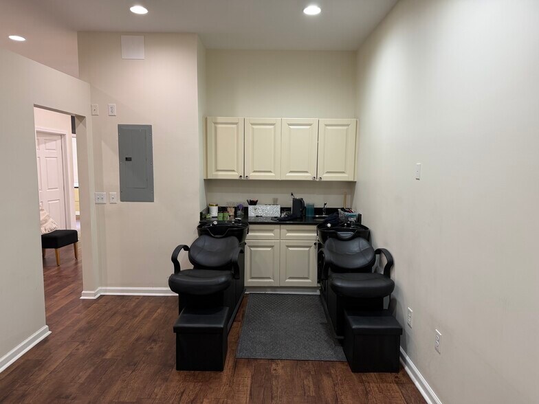 More Photos Of 3636 Highlands Pky SE, Smyrna Office For Lease