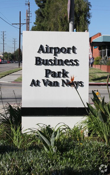 More Photos Of 7620-7640 Airport Business Park Way, Van Nuys Distribution For Lease