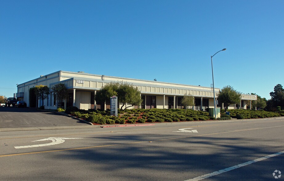 More Photos Of 1281 Andersen Dr, San Rafael Warehouse For Lease