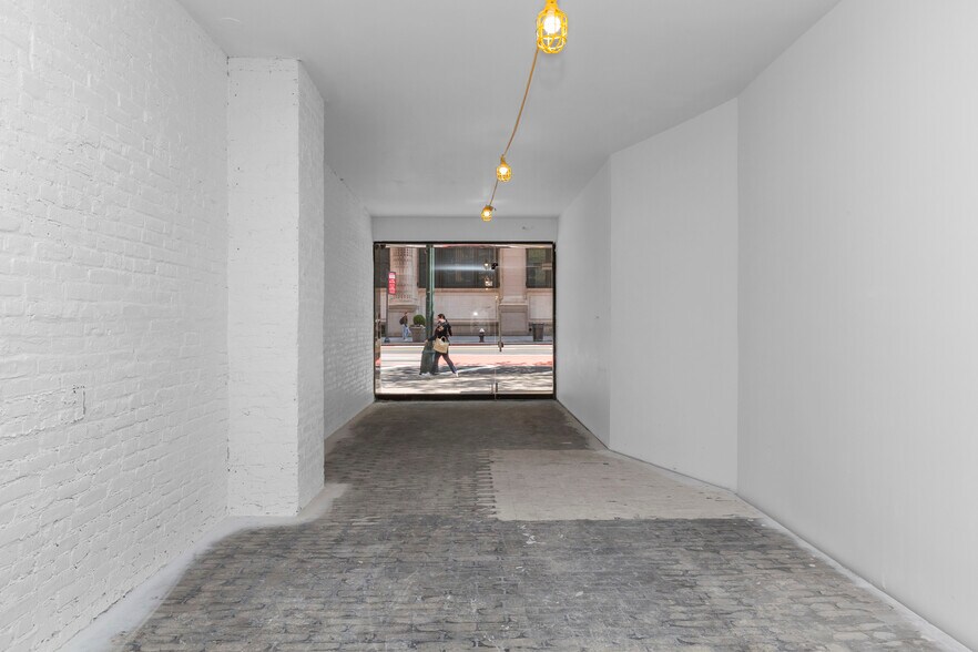 More Photos Of 14 E 34th St, New York Office For Lease