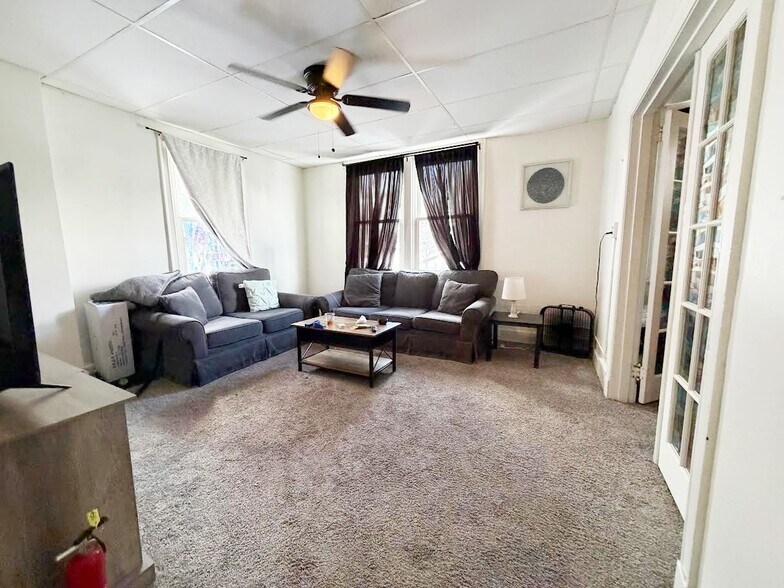 More Photos Of 342 Center Ave, Pittsburgh Storefront Retail Residential For Sale