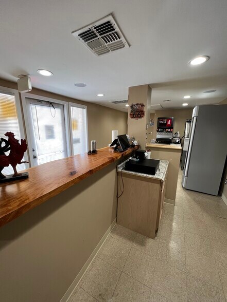 More Photos Of 1992 Twin Pines Trail, Overgaard Restaurant For Sale