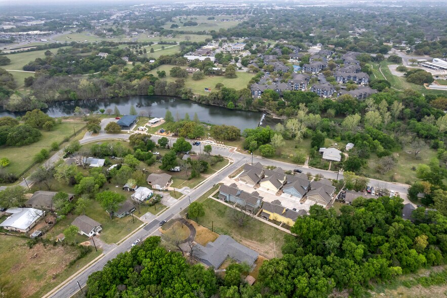 More Photos Of 601 Spring St, Round Rock Office Residential For Lease