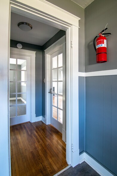 More Photos Of 124 Two Mile Pike, Goodlettsville Loft Creative Space For Sale