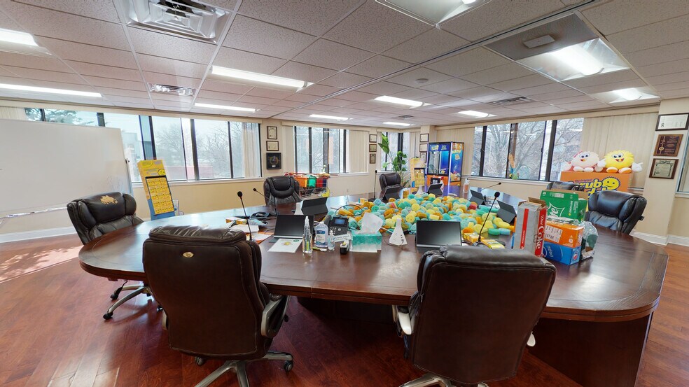 More Photos Of 6 Horne Dr, Folcroft Warehouse For Lease