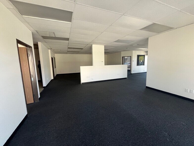 More Photos Of 22706-22762 Aspan St, Lake Forest Unknown For Lease