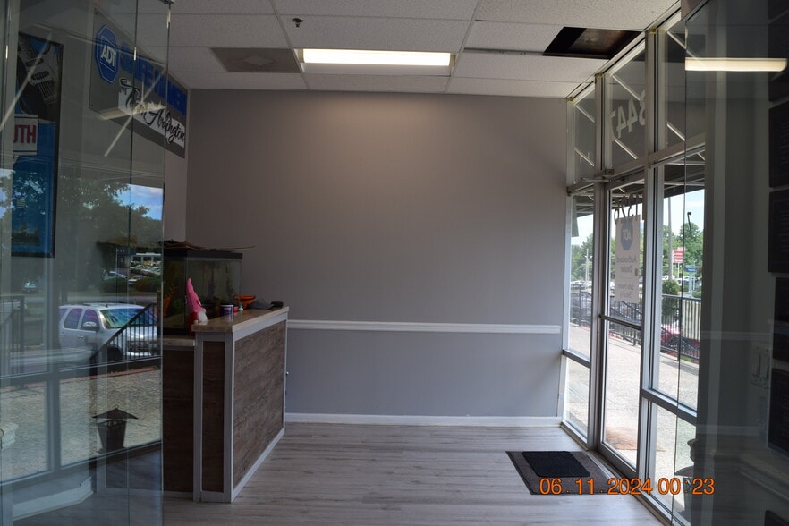More Photos Of 11320-11326 Patriot Hwy, Fredericksburg Storefront Retail Office For Sale