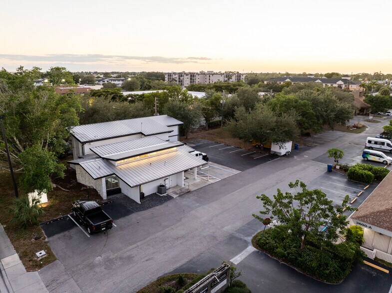 More Photos Of 3616 Broadway Ave, Fort Myers Medical For Sale