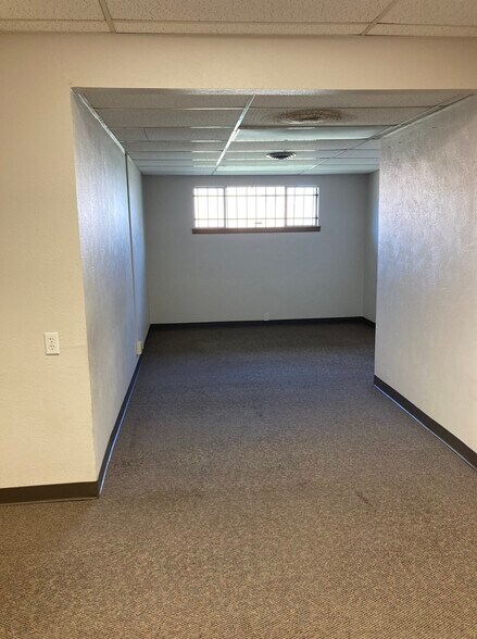 More Photos Of 2620 Yonkers St, Plainview Medical For Sale