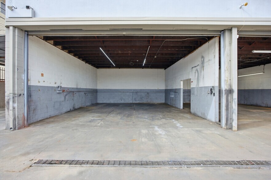 More Photos Of 4202 W El Segundo Blvd, Hawthorne Auto Repair For Sale