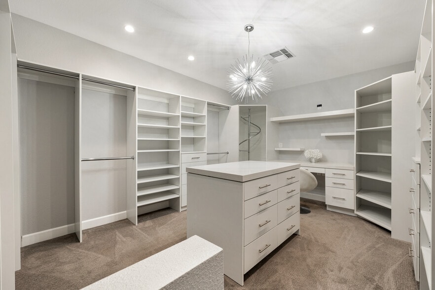 More Photos Of 66358 Desert View Ave, Desert Hot Springs Hotel For Sale