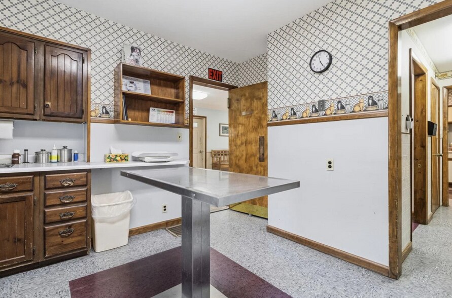 More Photos Of 5962 New York 812, Ogdensburg Medical For Sale