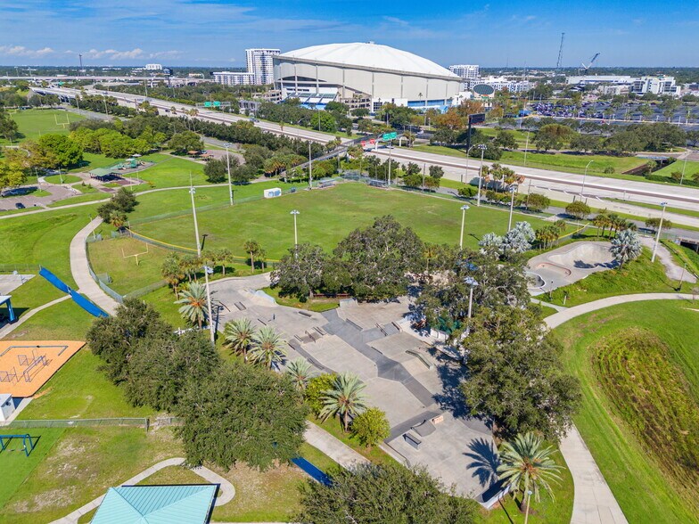 More Photos Of 811 Dr. Martin Luther King Jr St S, Saint Petersburg Fast Food For Sale