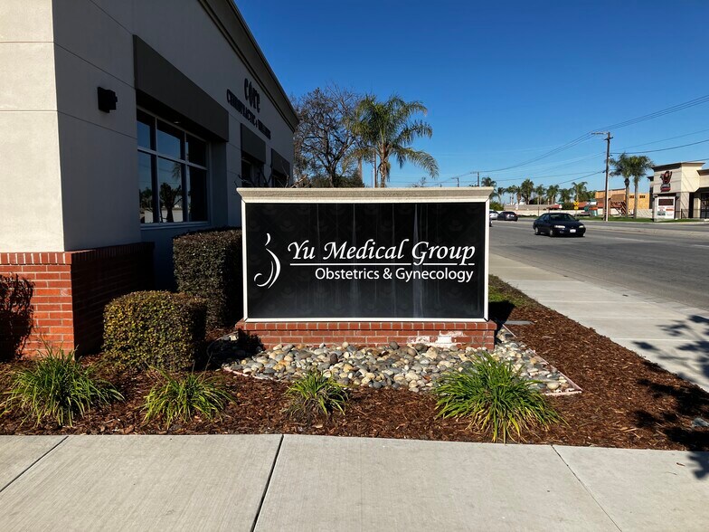 More Photos Of 9730 Brimhall Rd, Bakersfield Medical For Lease