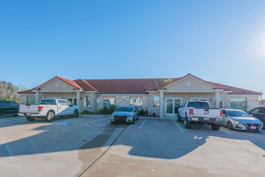 More Photos Of 2743 Smith Ranch Rd, Pearland Medical For Lease