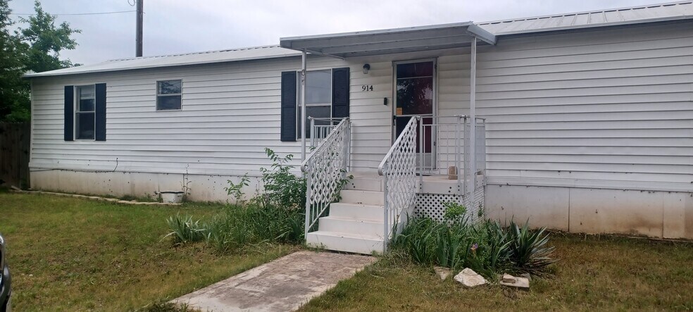 More Photos Of 908 FM 2808, Kempner Manufactured Housing Mobile Home Park For Sale