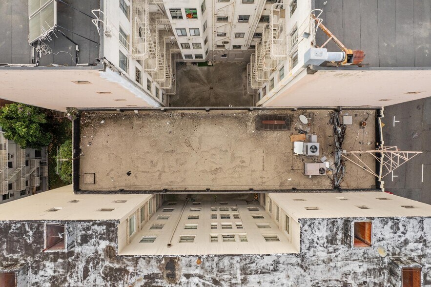 More Photos Of 729 Bush St, San Francisco Storefront For Sale