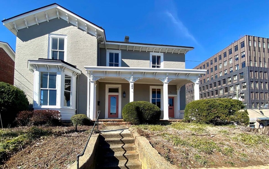 Primary Photo Of 205 2nd St SW, Charlottesville Office For Lease