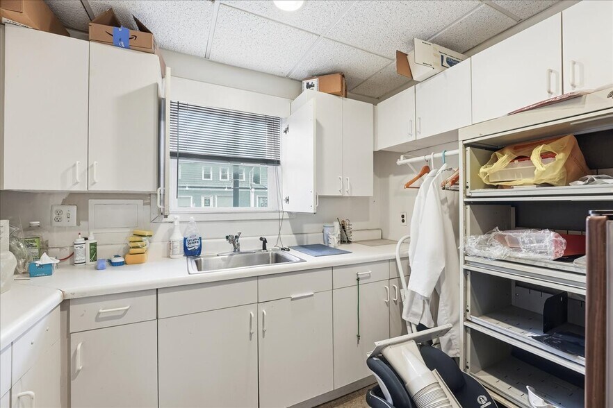 More Photos Of 741 Bloomfield Ave, Verona Office For Sale