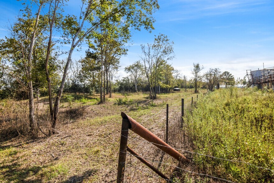 More Photos Of 695 Private Road 489, Dayton Land For Sale