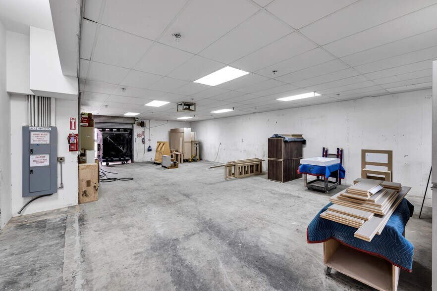 More Photos Of 54465 29 Palms Highway, Yucca Valley Warehouse For Sale