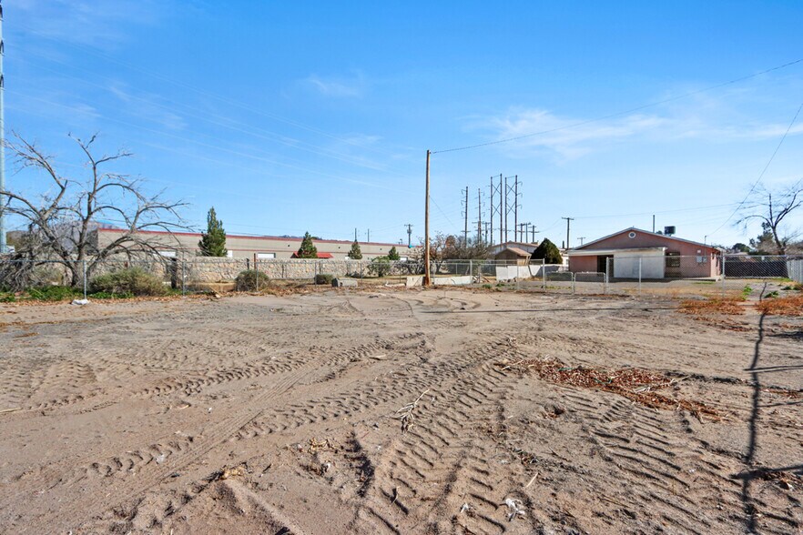 More Photos Of 5200 Doniphan Dr, El Paso Bar For Sale