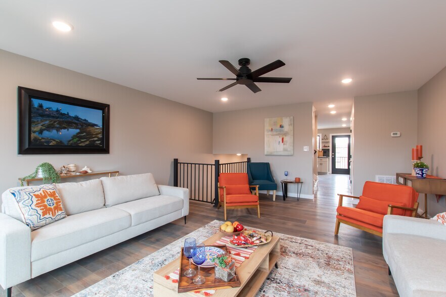 More Photos Of 577 English St, Bristol Apartments For Sale
