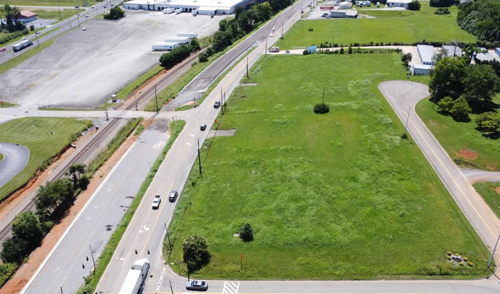 Primary Photo Of 4001 Cool Springs Rd, Morristown Land For Sale