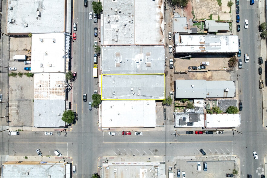 More Photos Of 605-607 S 605 & 607 S Stanton St, El Paso General Retail For Sale