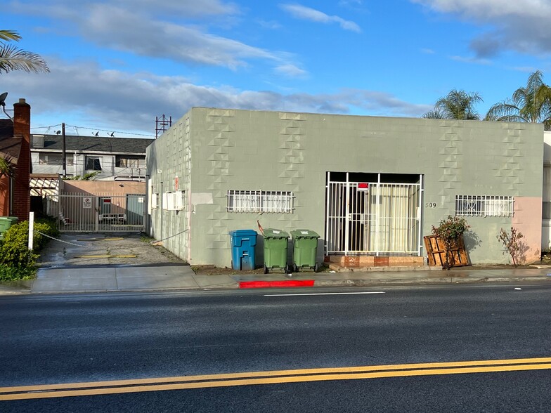 Primary Photo Of 509 Centinela Ave, Inglewood Office For Sale