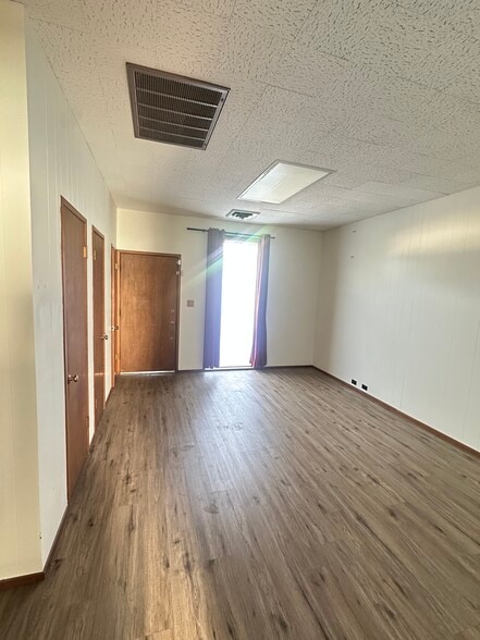 More Photos Of 1421 K St, Modesto Office For Lease