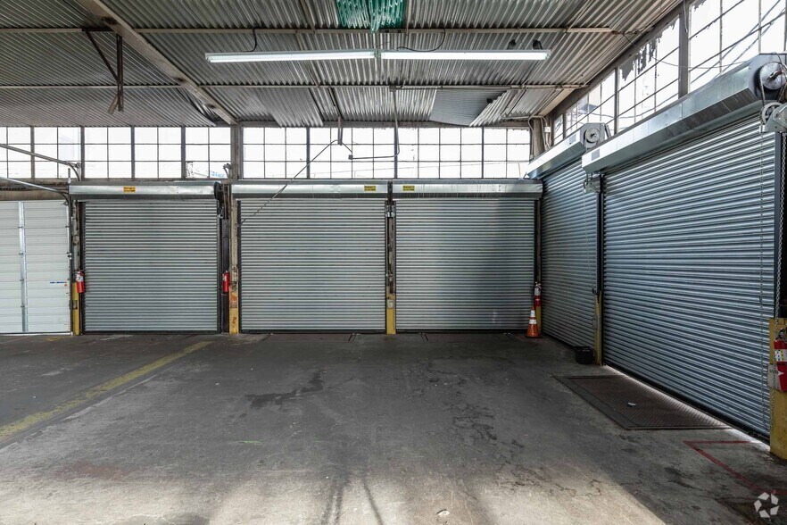 More Photos Of 460 Kingsland Ave, Brooklyn Truck Terminal For Lease
