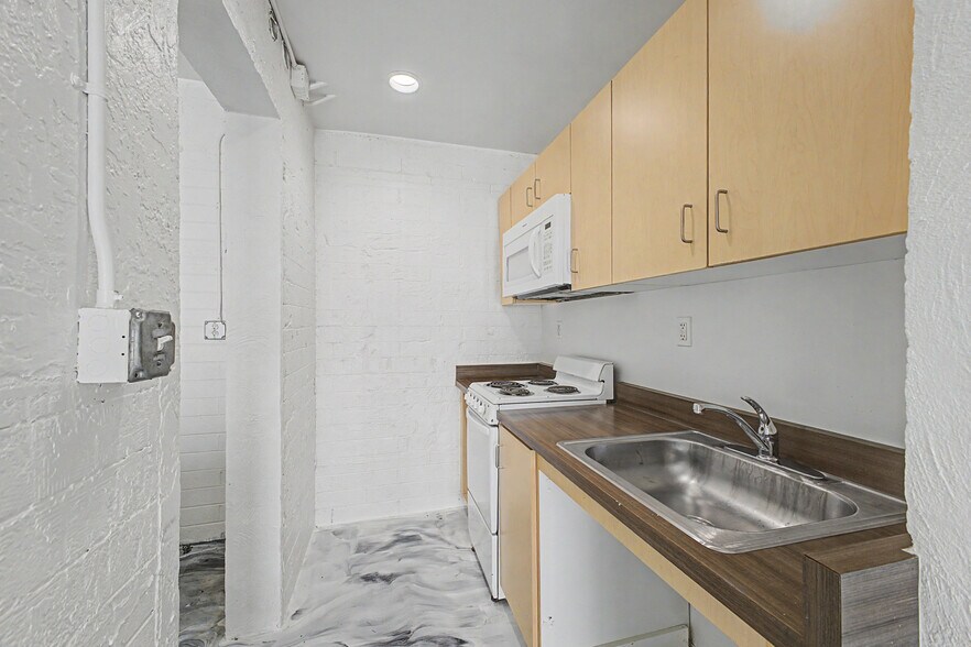 More Photos Of 1501 Grand Ave, Phoenix Apartments For Sale