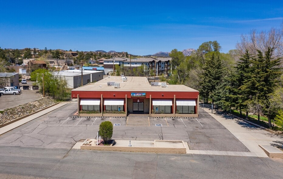 More Photos Of 534 Madison Ave, Prescott Freestanding For Sale