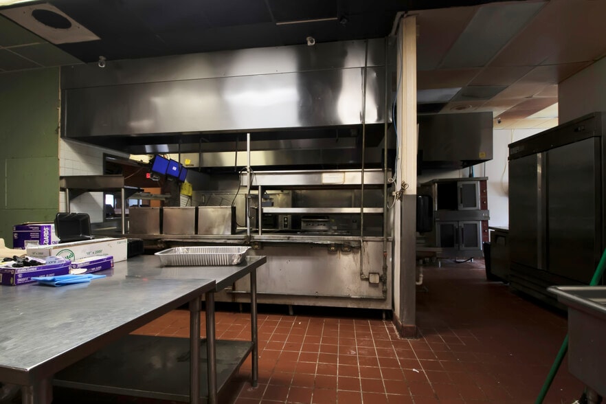 More Photos Of 1152 Tamiami Trl, Port Charlotte Restaurant For Sale