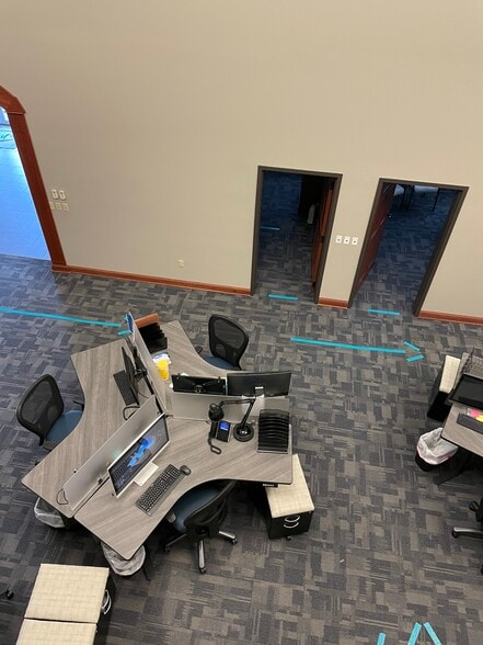 More Photos Of 3745 Medina Rd, Medina Office For Lease