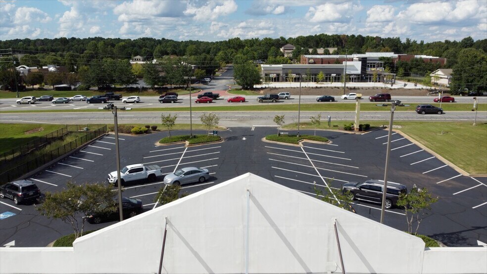 More Photos Of 3441 Highway 34 E, Newnan Unknown For Lease