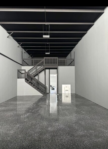 More Photos Of 1920 Primewest, Katy Industrial For Lease