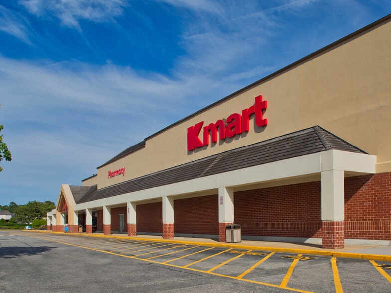 More Photos Of 5007 Victory Blvd, Yorktown General Retail For Lease