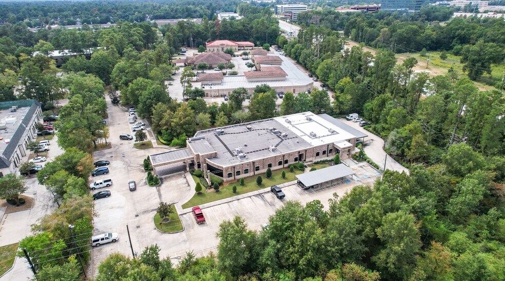 More Photos Of 601 Rockmead Dr, Kingwood Medical For Sale