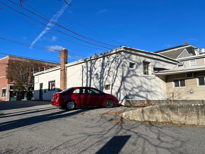 More Photos Of 26 South St, Westborough General Retail For Lease