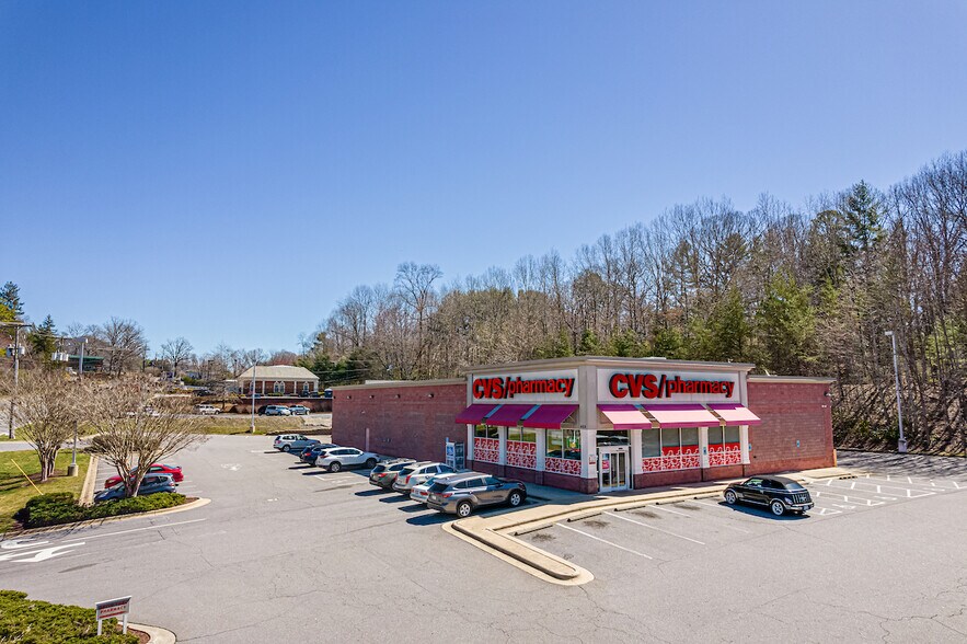 More Photos Of 425 W State St, Black Mountain Drugstore For Sale