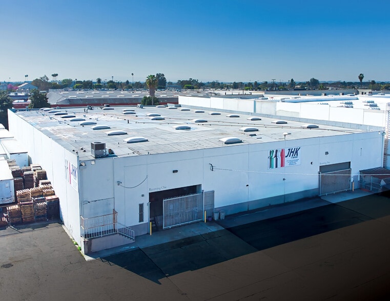 Primary Photo Of 4711 S Alameda St, Los Angeles Manufacturing For Lease