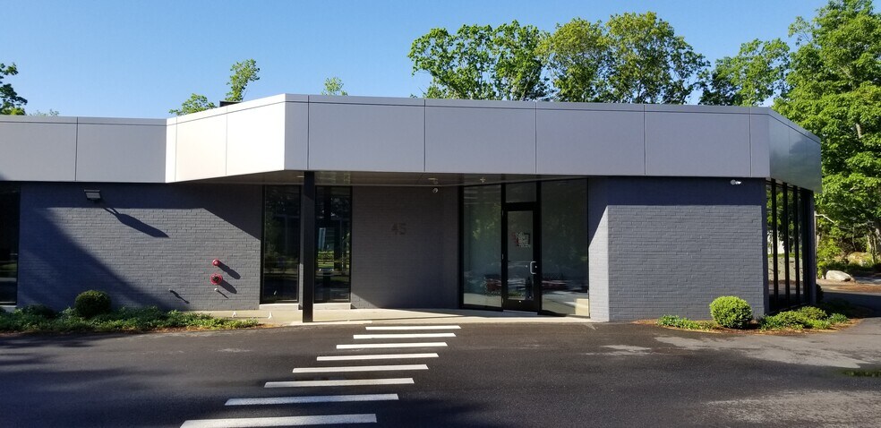 More Photos Of 45 Industrial Park Rd, Hingham Office For Lease