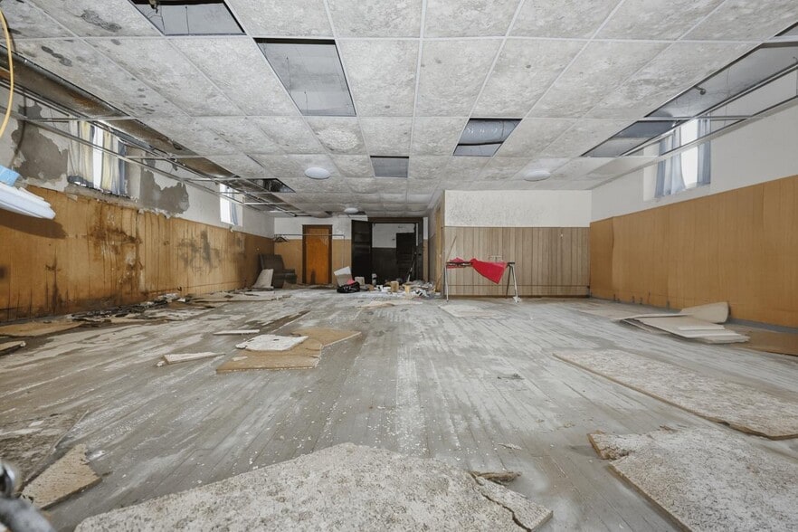 More Photos Of 1215 South Ave, Niagara Falls Religious Facility For Sale