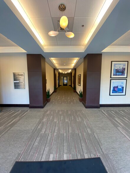 More Photos Of 2315 W Arbors Dr, Charlotte Medical For Lease